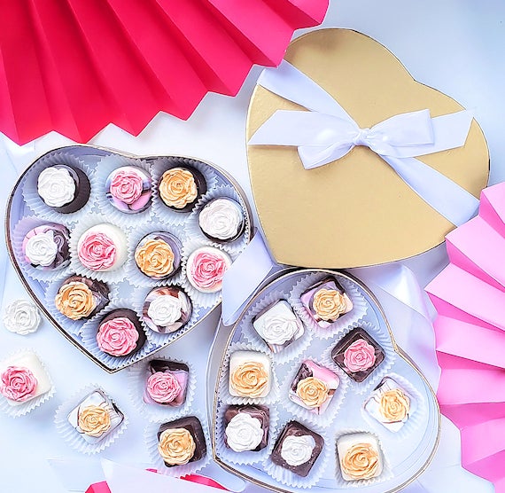 Kraft Brown Heart Shaped Candy Box Kit: 6.75" | www.sprinklebeesweet.com