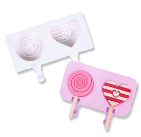 Round + Heart Cakesicle Mold | www.sprinklebeesweet.com