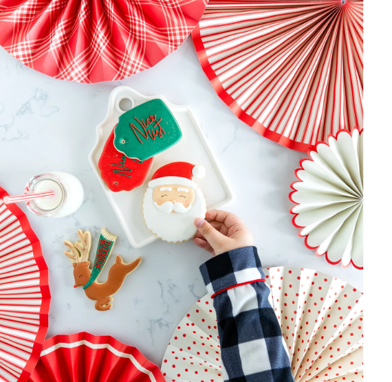 Christmas Party Fans Set: Believe | www.sprinklebeesweet.com