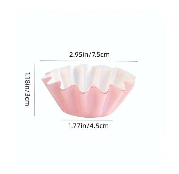 Free Standing Fluted Cupcake Cups: Light Pink | www.sprinklebeesweet.com