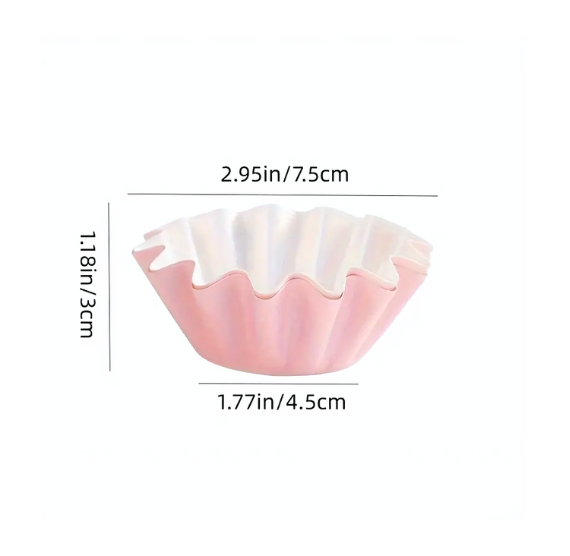 Free Standing Fluted Cupcake Cups: Green | www.sprinklebeesweet.com