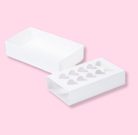 White Treat Box Set with Heart Windows | www.sprinklebeesweet.com