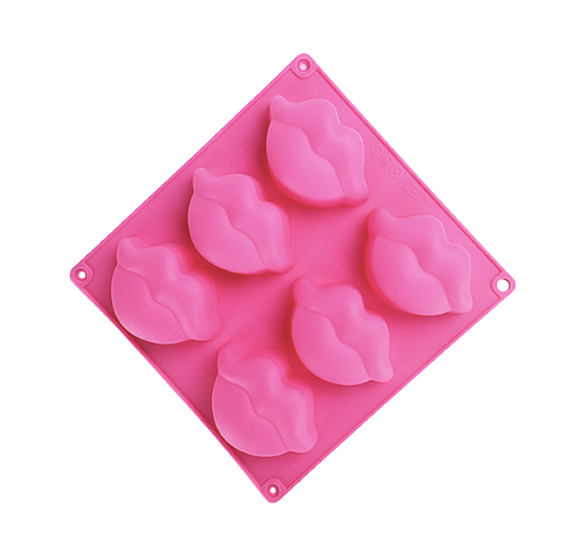Sweet Lips Cake Bar Mold | www.sprinklebeesweet.com