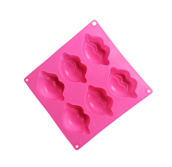 Sweet Lips Cake Bar Mold | www.sprinklebeesweet.com