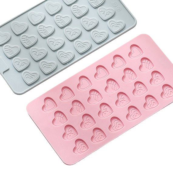 Thin Heart Chocolate Mold: Assorted Designs | www.sprinklebeesweet.com
