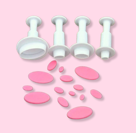 Oval Fondant Cutters | www.sprinklebeesweet.com