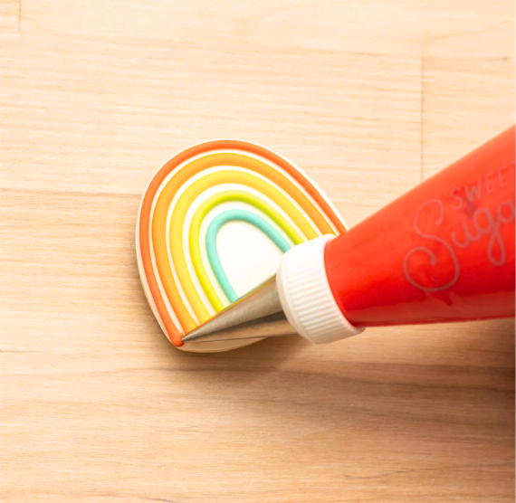 Sweet Sugarbelle Piping Tips with Couplers | www.sprinklebeesweet.com