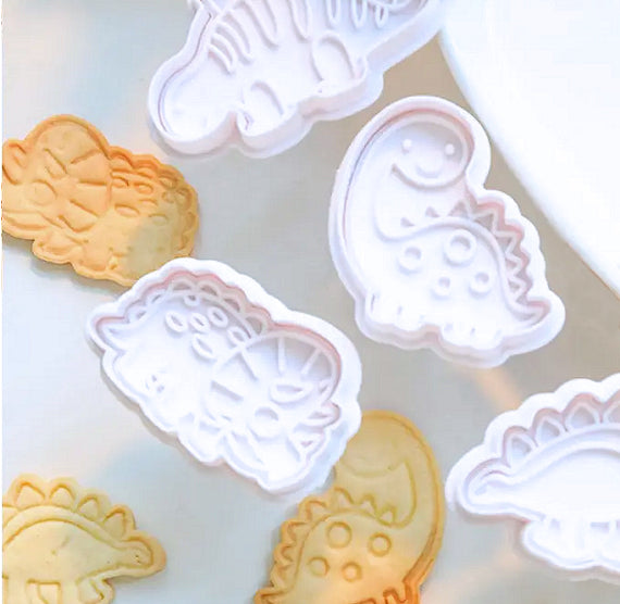 Dinosaur Cookie Cutter Stampers Set | www.sprinklebeesweet.com