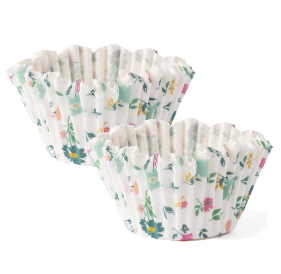 Sweetshop Cupcake Liners: Floral | www.sprinklebeesweet.com
