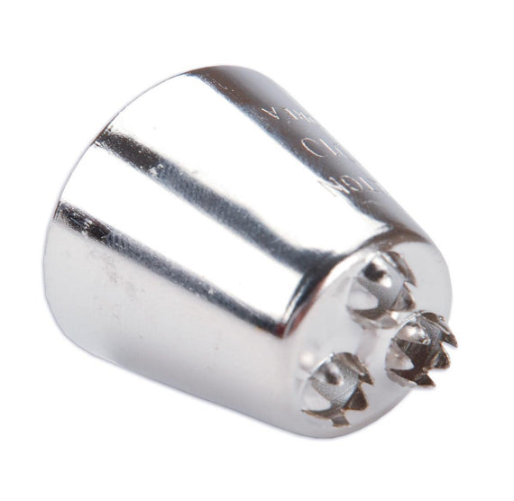 Wilton Triple Star Frosting Tip #2010 | www.sprinklebeesweet.com