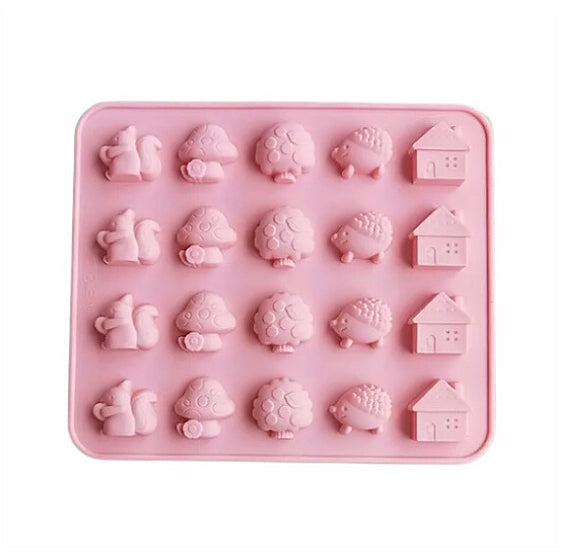 Woodland Animals Mold | www.sprinklebeesweet.com