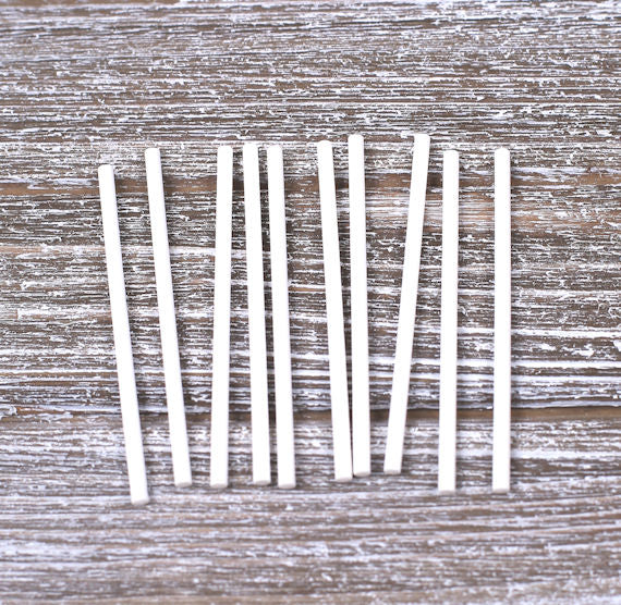 Bulk Mini White Paper Lollipop Sticks: 3 Sizes Available | www.sprinklebeesweet.com