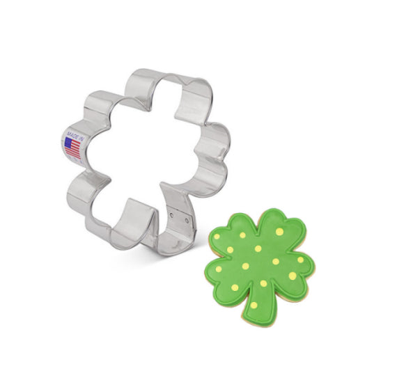 St Patrick's Day Cookie Cutter Set | www.sprinklebeesweet.com