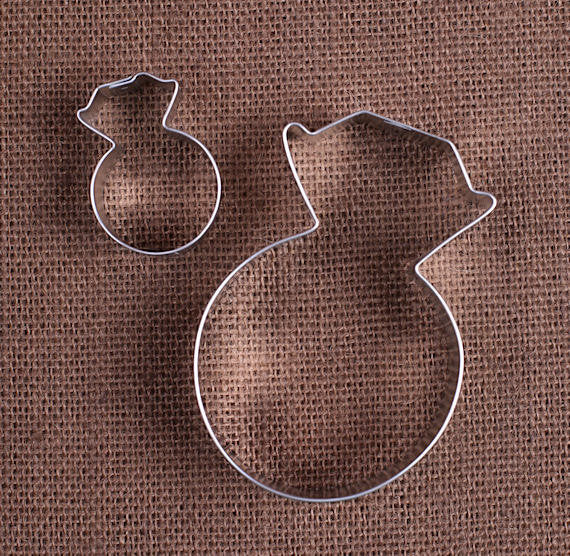 Diamond Ring Cookie Cutters | www.sprinklebeesweet.com