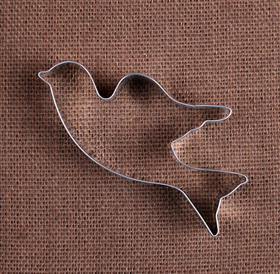 Dove Cookie Cutter | www.sprinklebeesweet.com
