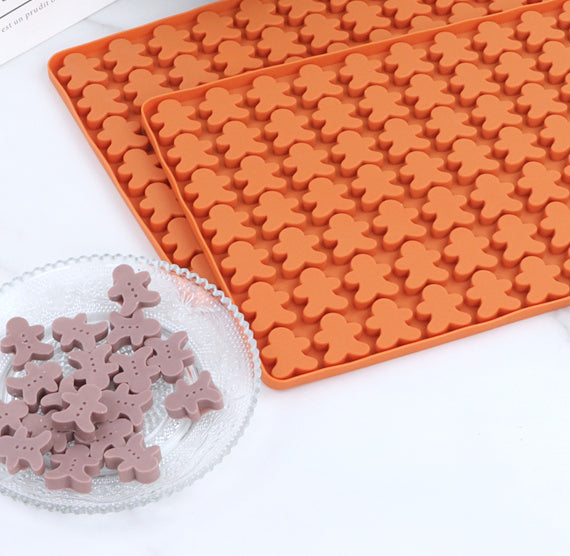 Mini Gingerbread Man Mold | www.sprinklebeesweet.com