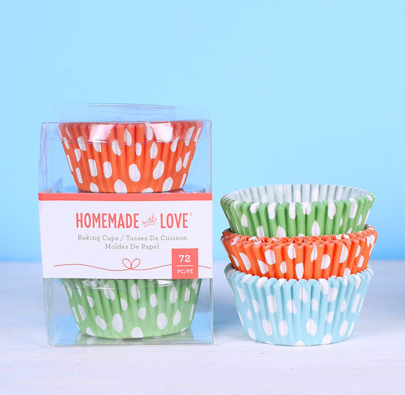 Cupcake Liners: Fun Dots | www.sprinklebeesweet.com