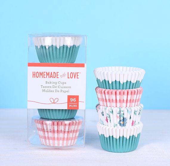 Mini Cupcake Liners: Picnic Pink | www.sprinklebeesweet.com