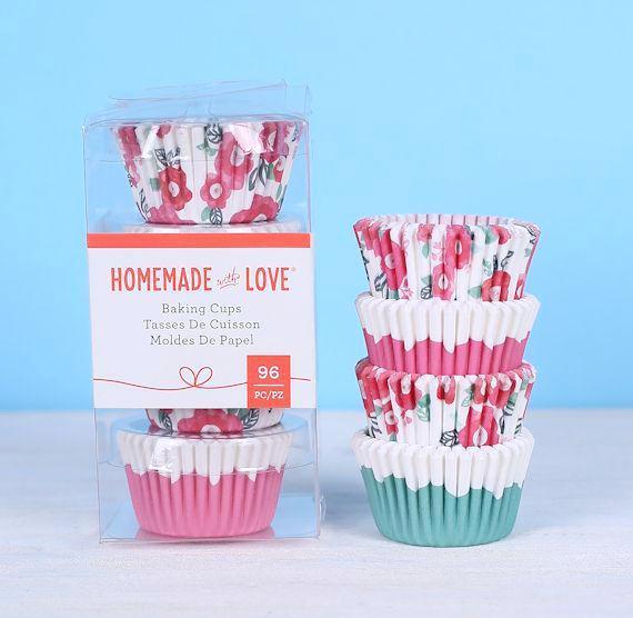 Mini Cupcake Liners: Pink Floral | www.sprinklebeesweet.com