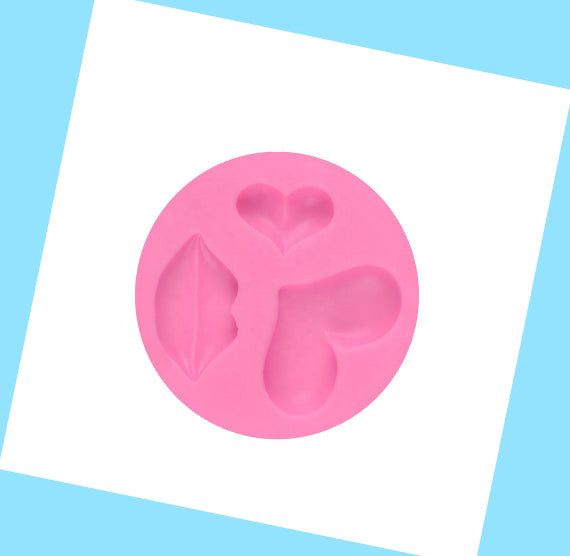 Valentine's Day Fondant Mold: Lip + Hearts | www.sprinklebeesweet.com
