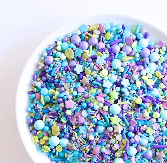 Bulk Sprinklefetti Under the Sea Sprinkle Mix | www.sprinklebeesweet.com