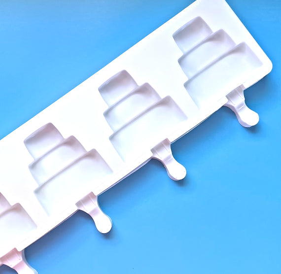 Wedding Cake Cakesicle Mold: 2 Styles | www.sprinklebeesweet.com