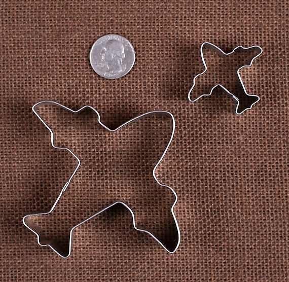 Airplane Cookie Cutters | www.sprinklebeesweet.com