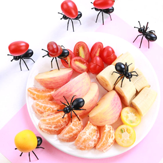 Ant Cupcake Picks | www.sprinklebeesweet.com