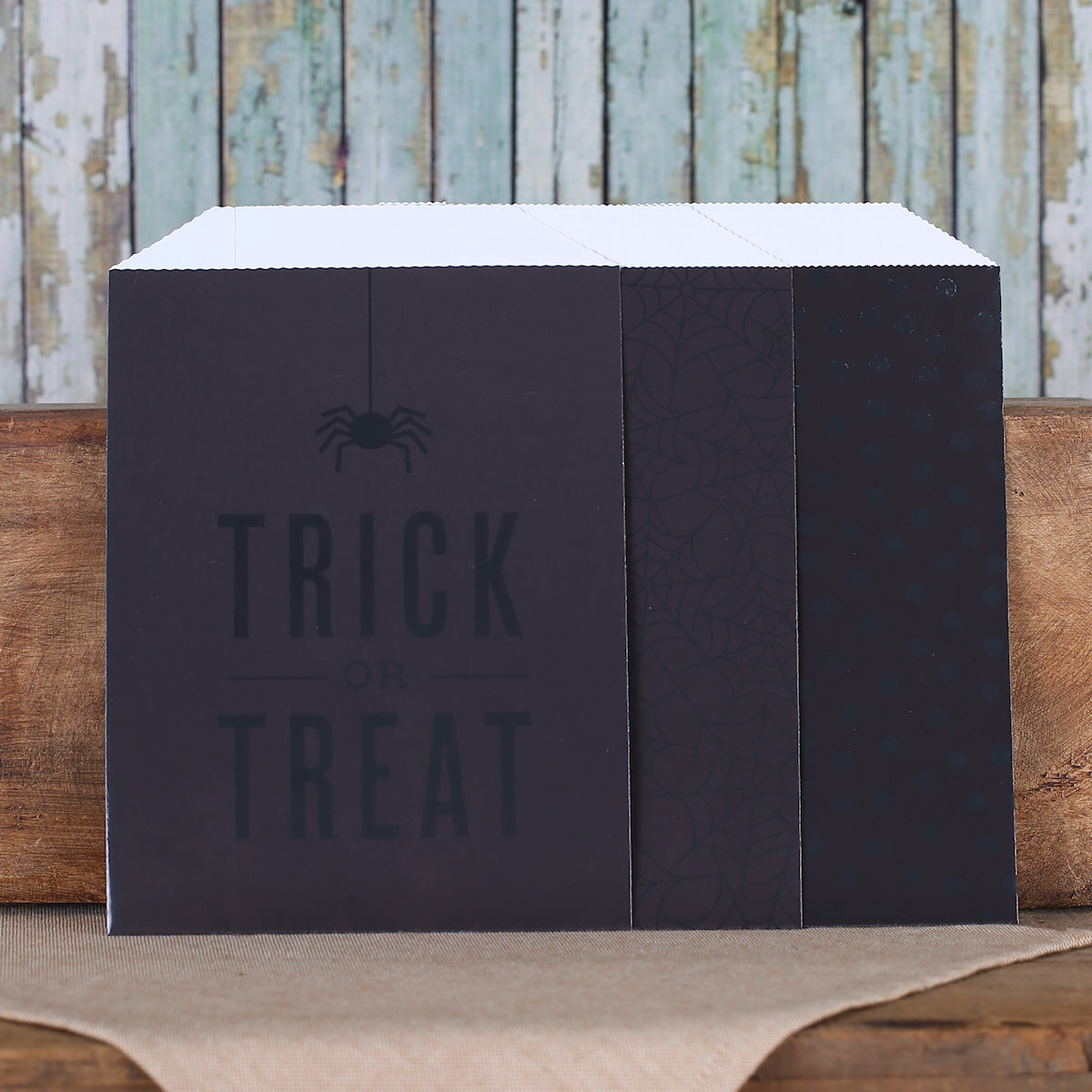 Minc Halloween Treat Bags | www.sprinklebeesweet.com