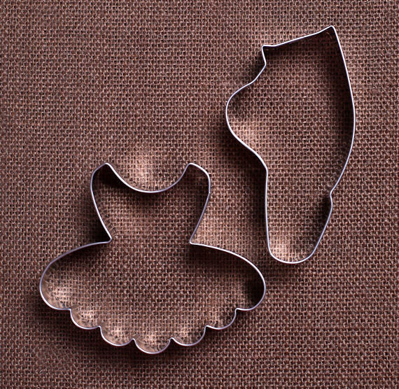 Ballerina Cookie Cutter Set | www.sprinklebeesweet.com