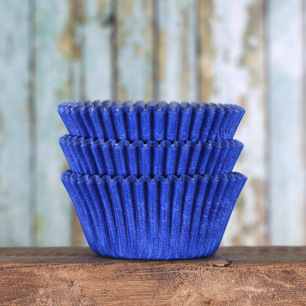 Bulk Royal Blue Cupcake Liners: Solid | www.sprinklebeesweet.com