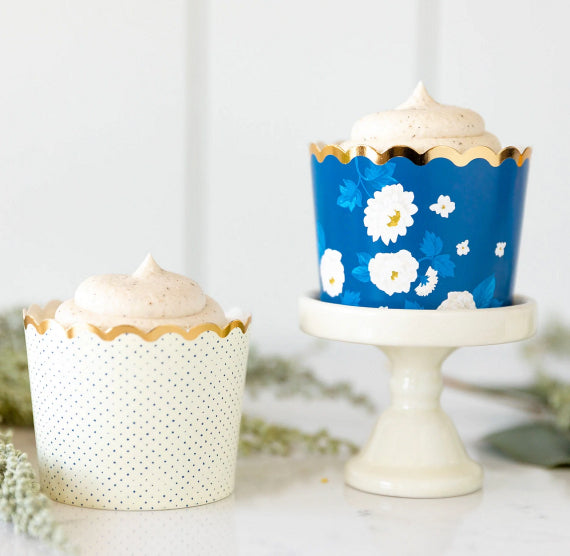 White Flowers on Blue Baking Cups | www.sprinklebeesweet.com