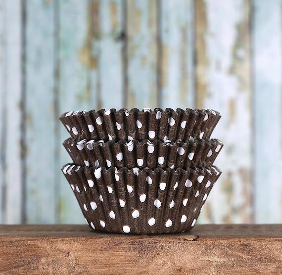 Bulk Brown Cupcake Liners: Polka Dot | www.sprinklebeesweet.com