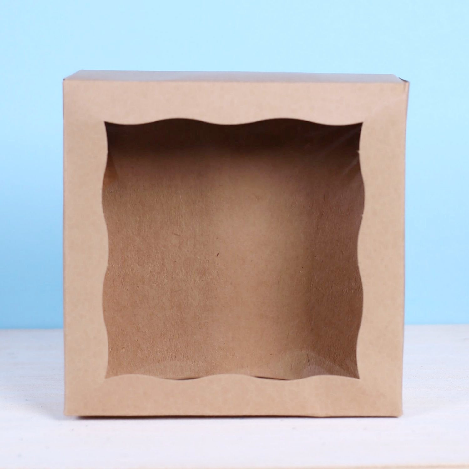 Small Brown Bakery Boxes: 6x6" | www.sprinklebeesweet.com