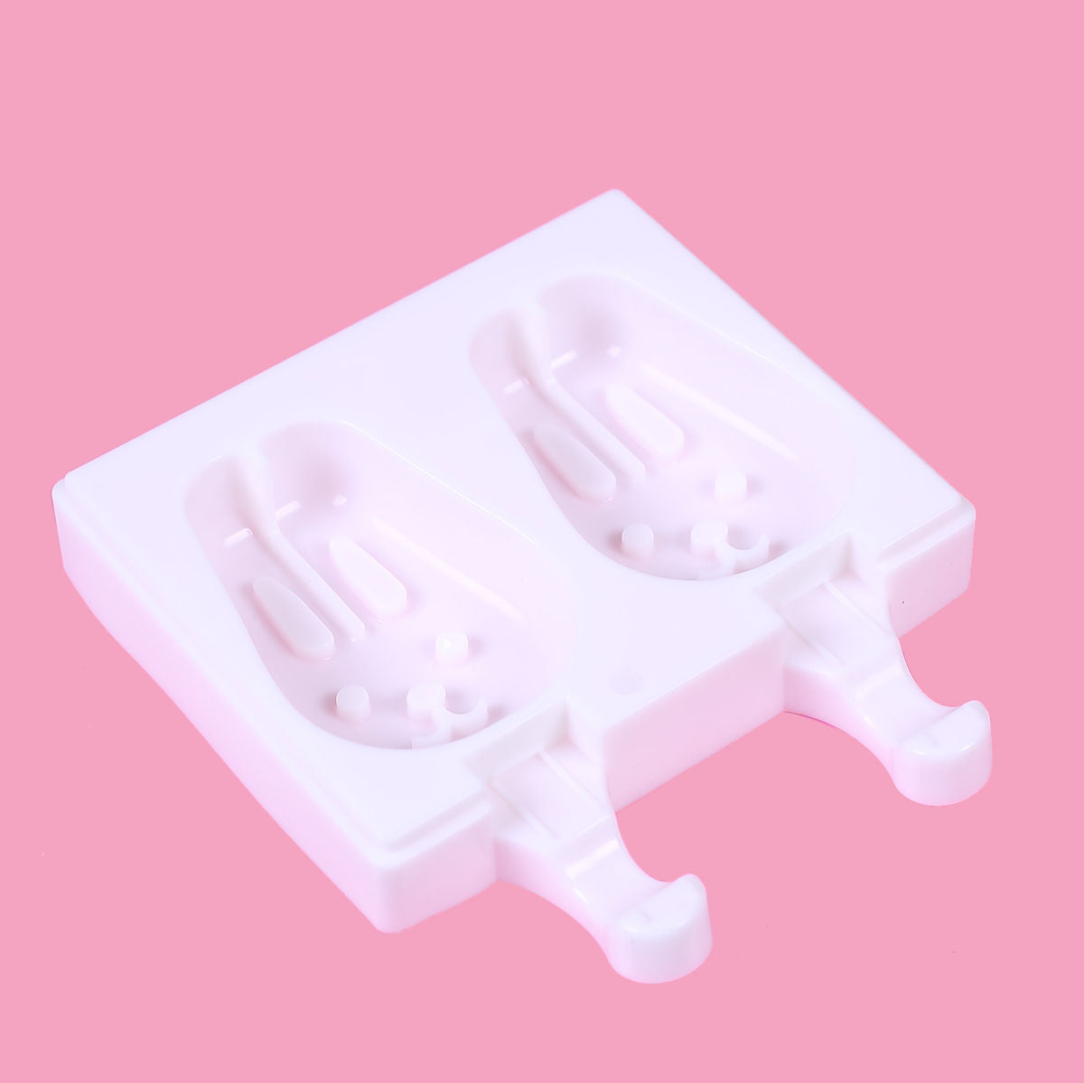 Cute Bunny Cakesicle Mold: Bunnysicle | www.sprinklebeesweet.com