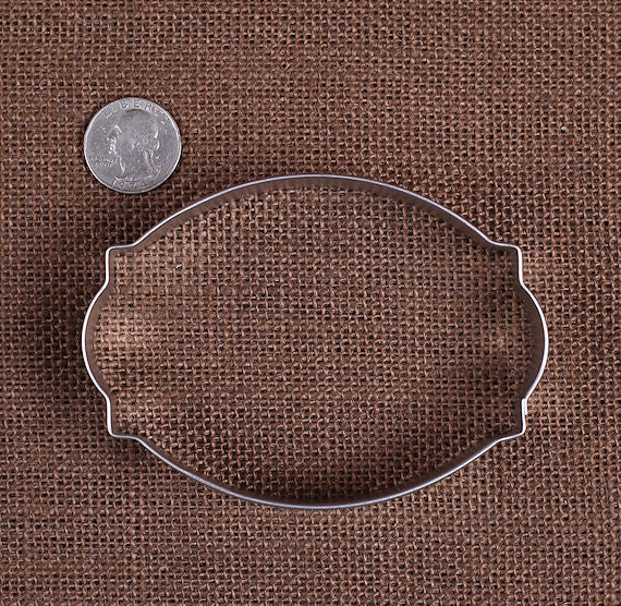 Cameo Plaque Oval Cookie Cutter | www.sprinklebeesweet.com