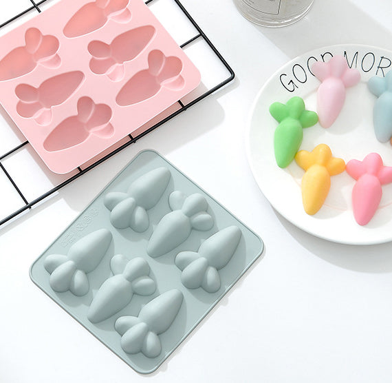 Silicone Carrot Mold | www.sprinklebeesweet.com