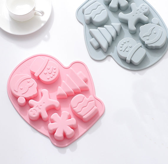 Christmas Cake Bar Mold | www.sprinklebeesweet.com