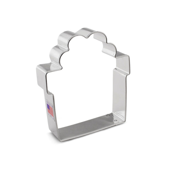 Christmas Present Cookie Cutter | www.sprinklebeesweet.com