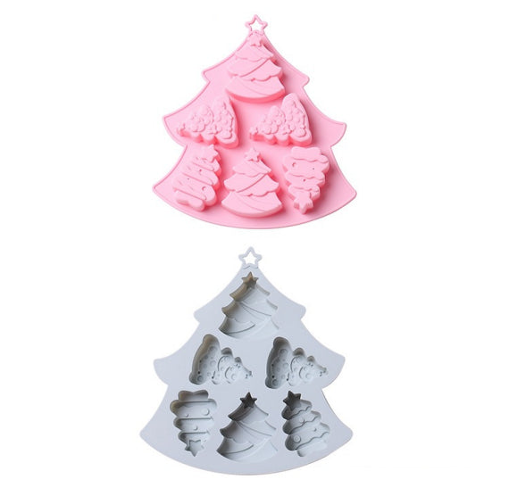 Christmas Tree Mold: Cake Bar | www.sprinklebeesweet.com