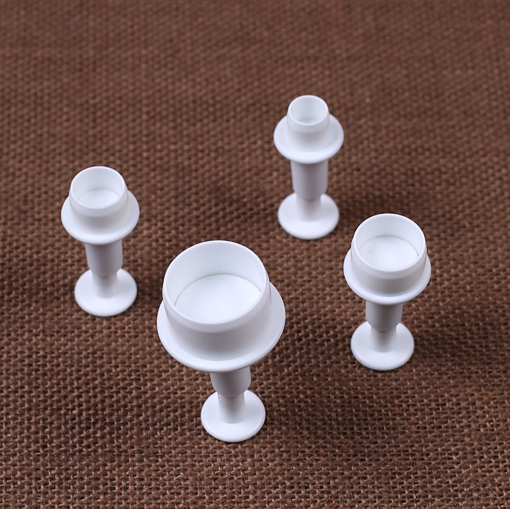 Mini Circle Fondant Cutters | www.sprinklebeesweet.com