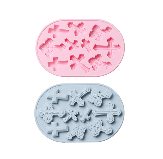 Cross Chocolate Mold | www.sprinklebeesweet.com
