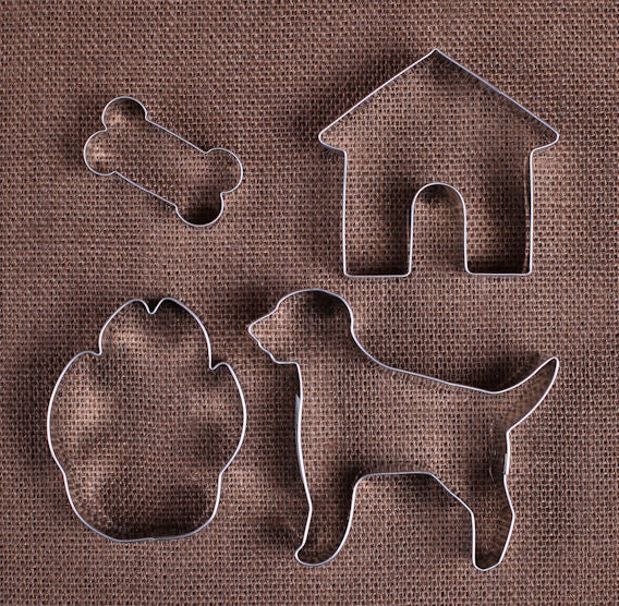 Dog Cookie Cutter Set | www.sprinklebeesweet.com