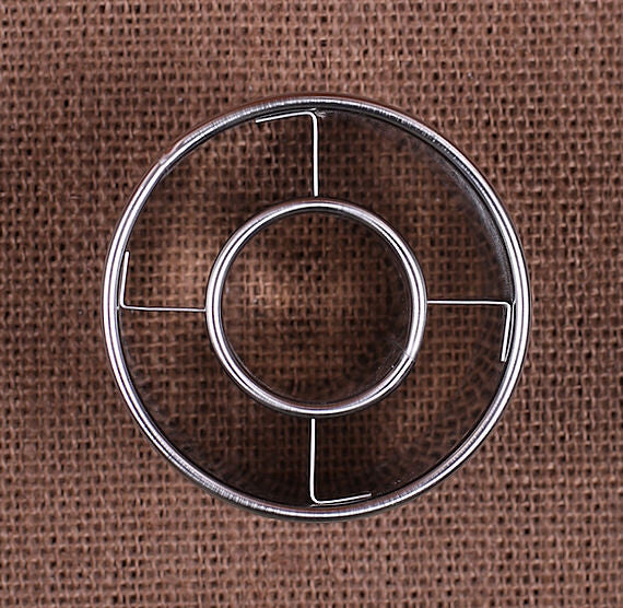 2.5" Doughnut Cutter | www.sprinklebeesweet.com