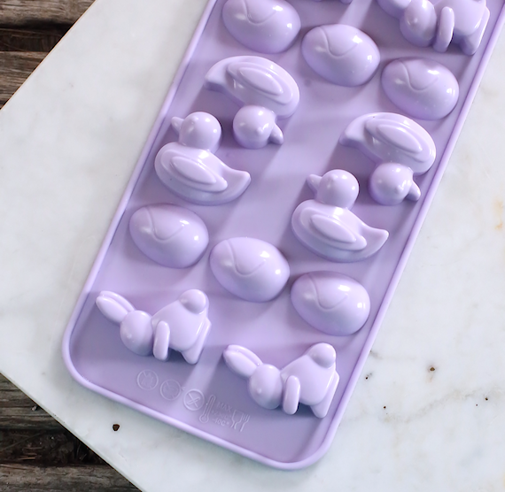 Mini Easter Candy Mold | www.sprinklebeesweet.com