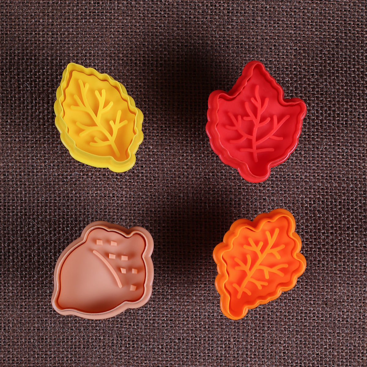Fall Cookie Cutter Stampers: Fall Leaves | www.sprinklebeesweet.com