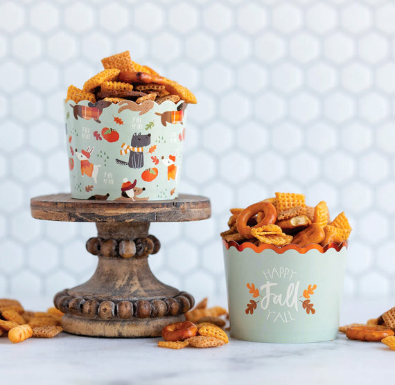 Fall Baking Cups: Dogs in Sweaters | www.sprinklebeesweet.com