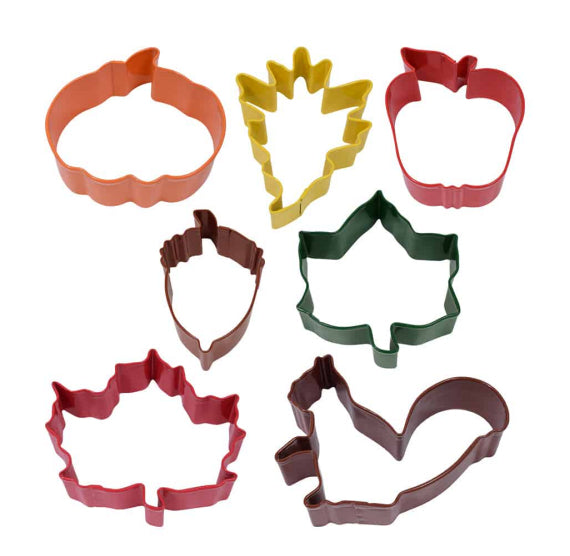 Fall Cookie Cutter Set | www.sprinklebeesweet.com