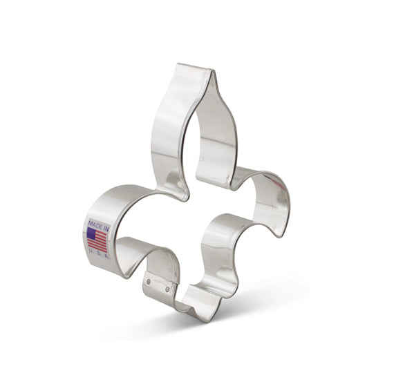 Fleur de Lis Cookie Cutter | www.sprinklebeesweet.com
