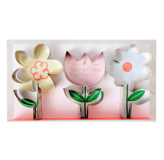 Spring Flowers Cookie Cutter Set | www.sprinklebeesweet.com